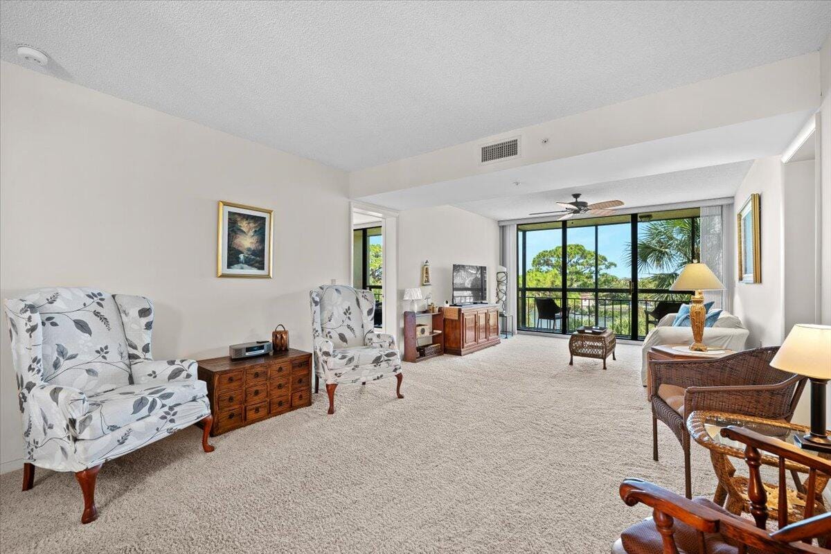 2001 Marina Isle Way 405 — photo 9