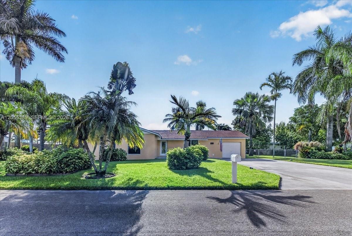 Pending home at 28223 SW 158th Court, Homestead, FL 33033