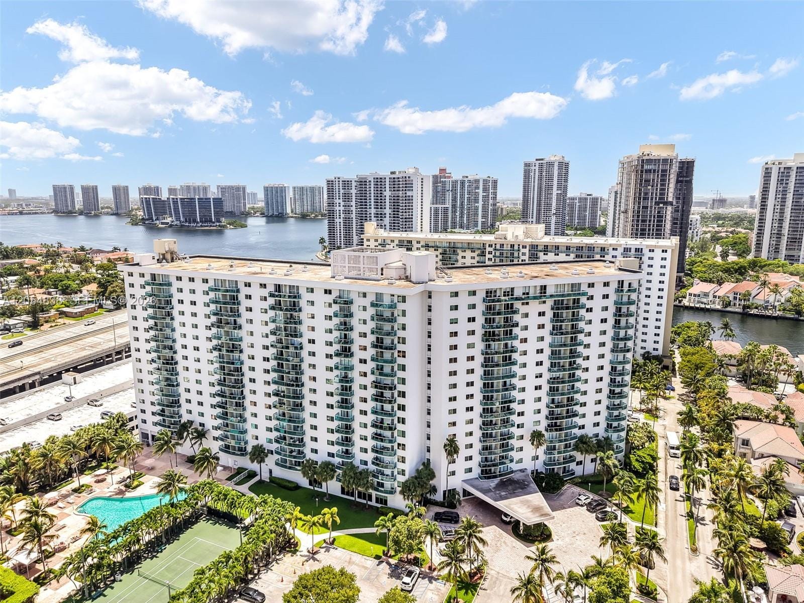 19380 Collins Avenue 1423, Sunny Isles Beach, FL 33160