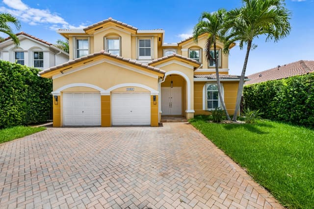 11491 NW 82nd Terrace NW, Islands At Doral Northwest, Doral, FL