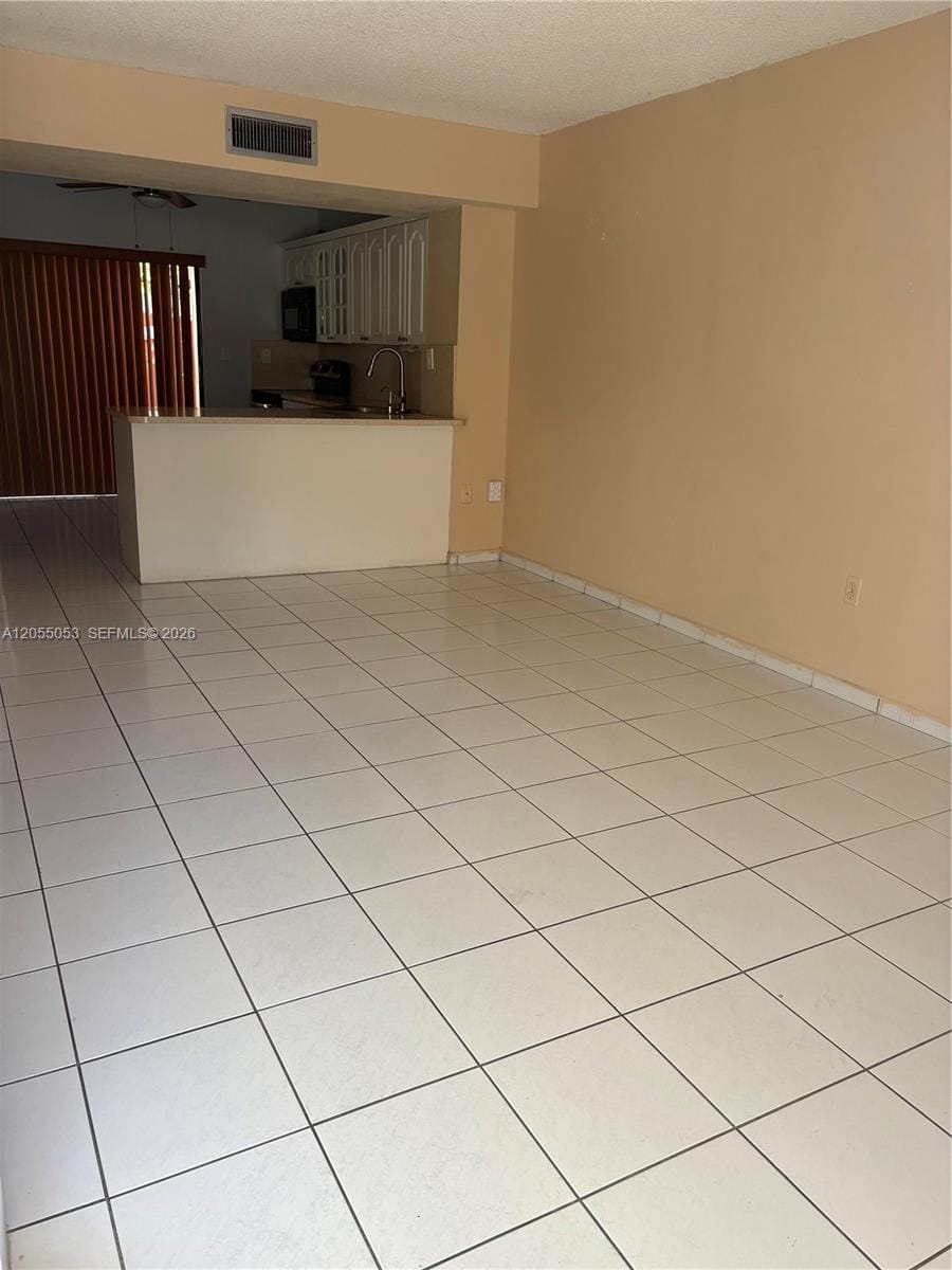 1907 SW 107th Avenue 807 — photo 7