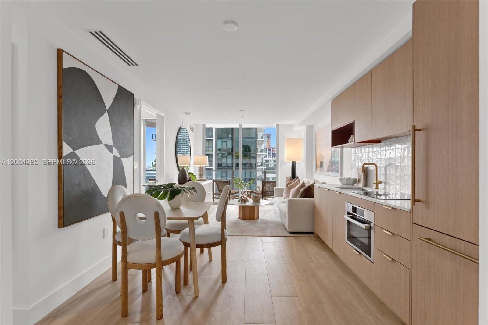 90 NE 32nd Street PH05