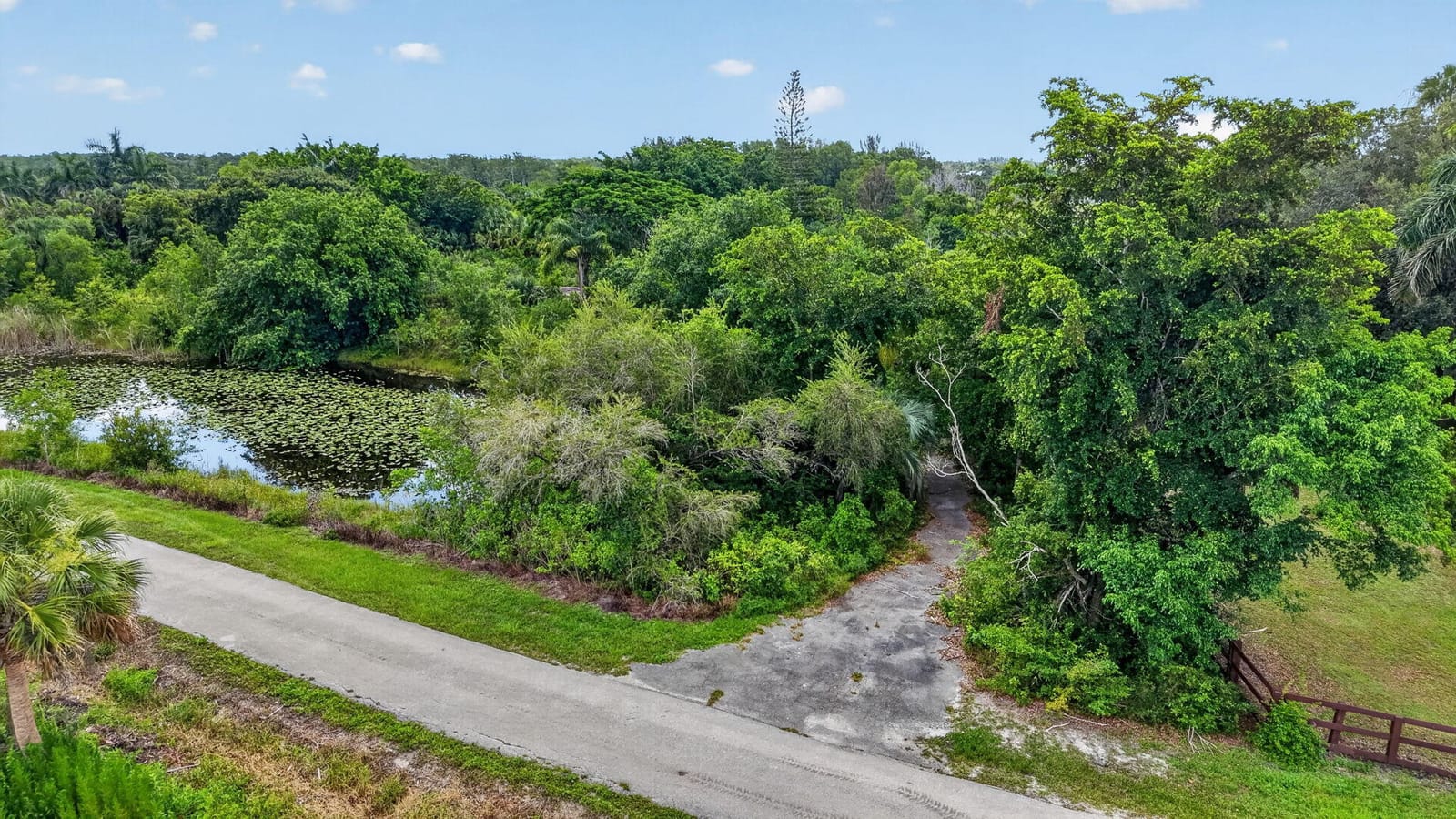 2262 Prarieview Drive — photo 10