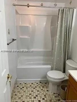 8600 SW 133rd Ave Road 423 — photo 10