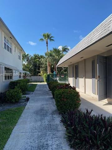 1520 Mckinley Street 105E — photo 4