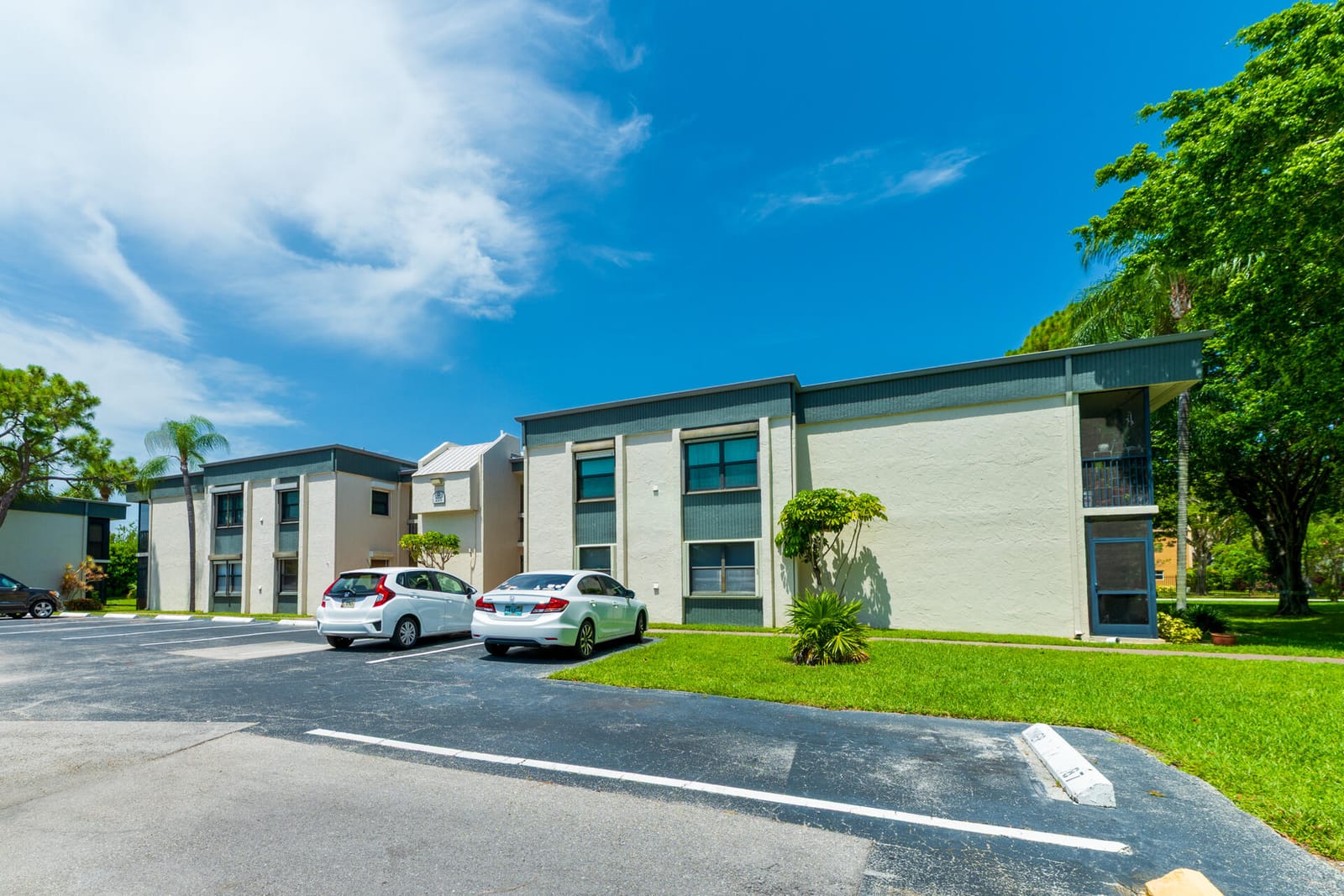 225 SE 10th Street 11D, Deerfield Beach, FL 33441