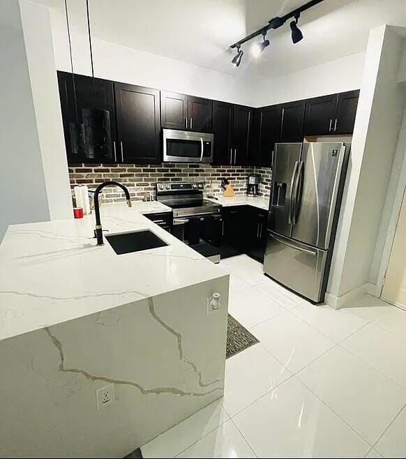 533 NE 3rd Avenue 148, Fort Lauderdale, FL 33301