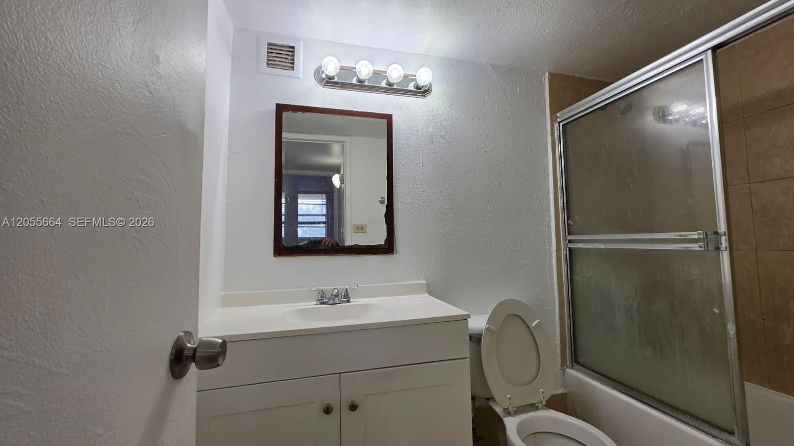 4550 NW 9th Street 308E, Miami, FL 33126 photo 12
