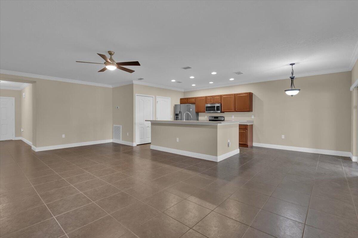 6118 NW Wild Cotton Way — photo 3