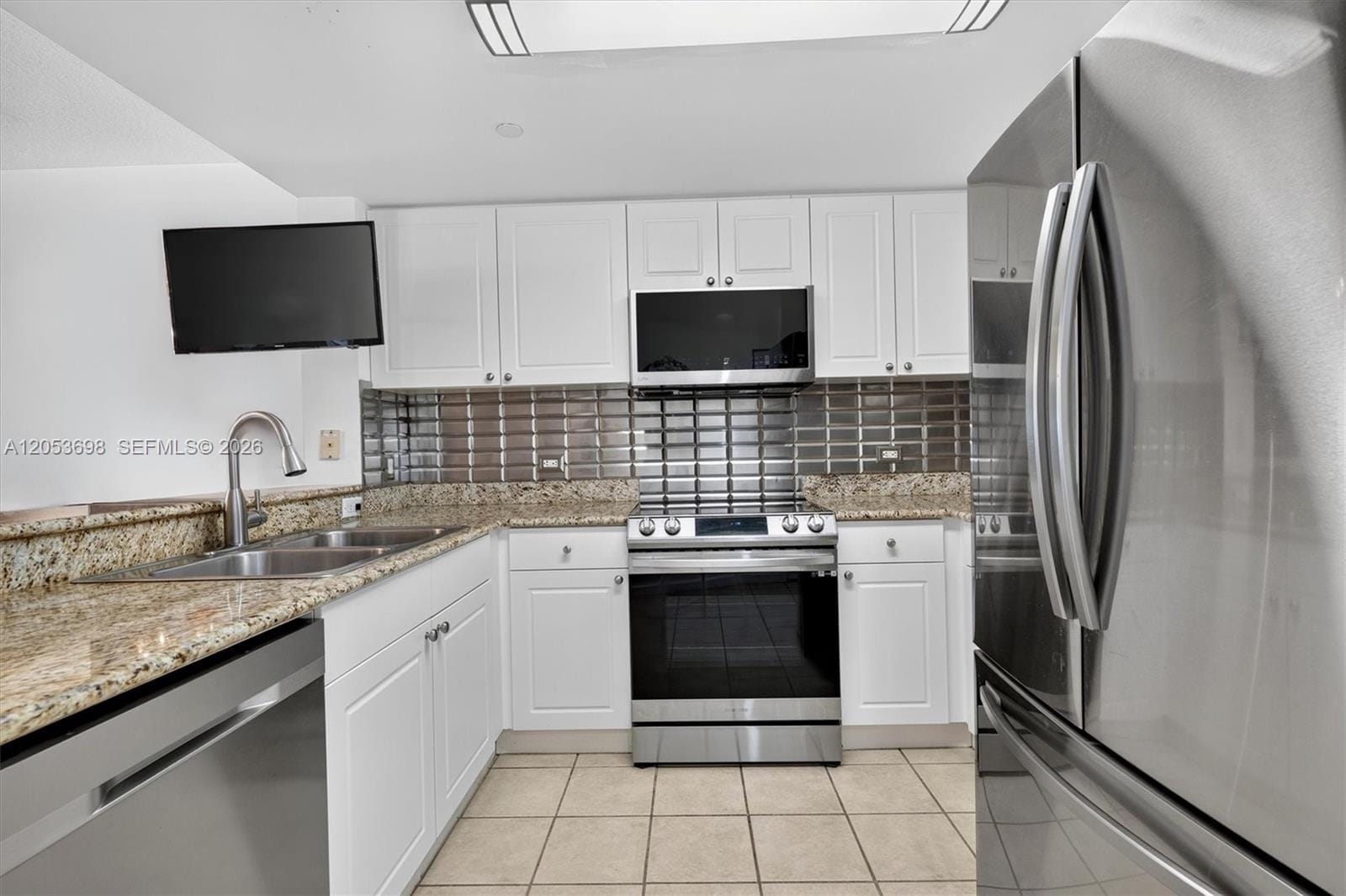 19501 W Country Club Drive 2401, Aventura, FL 33180 photo 16