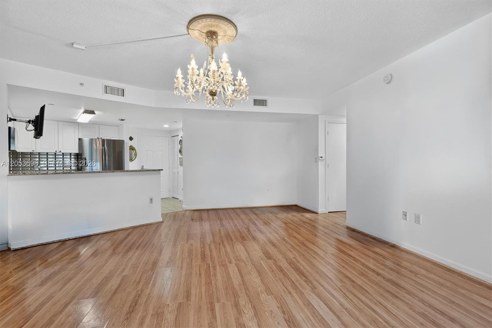 19501 W Country Club Drive 2401, Aventura, FL 33180 photo 9