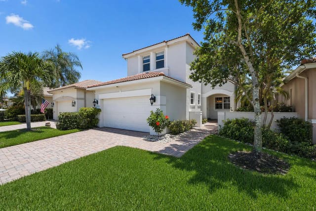 143 ISLE VERDE Way, Palm Beach Gardens, FL 33418