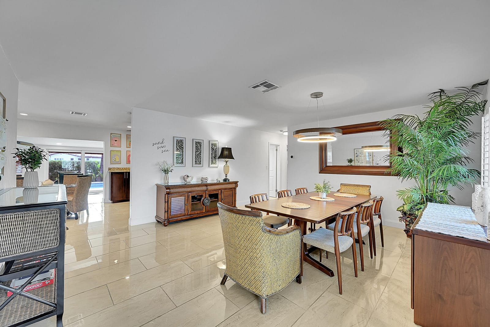 1080 SE 9TH Avenue — photo 7