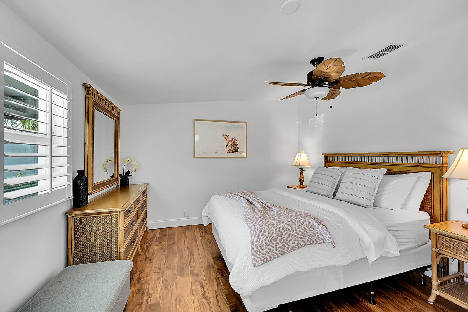 1080 SE 9TH Avenue — photo 11