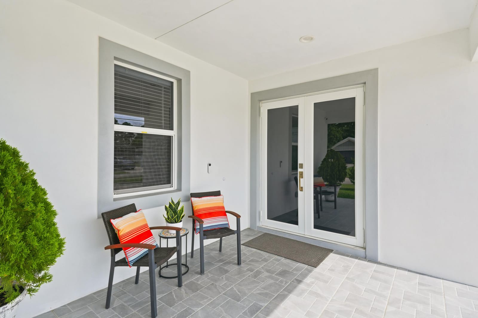 4282 SW Earnest Street — photo 2