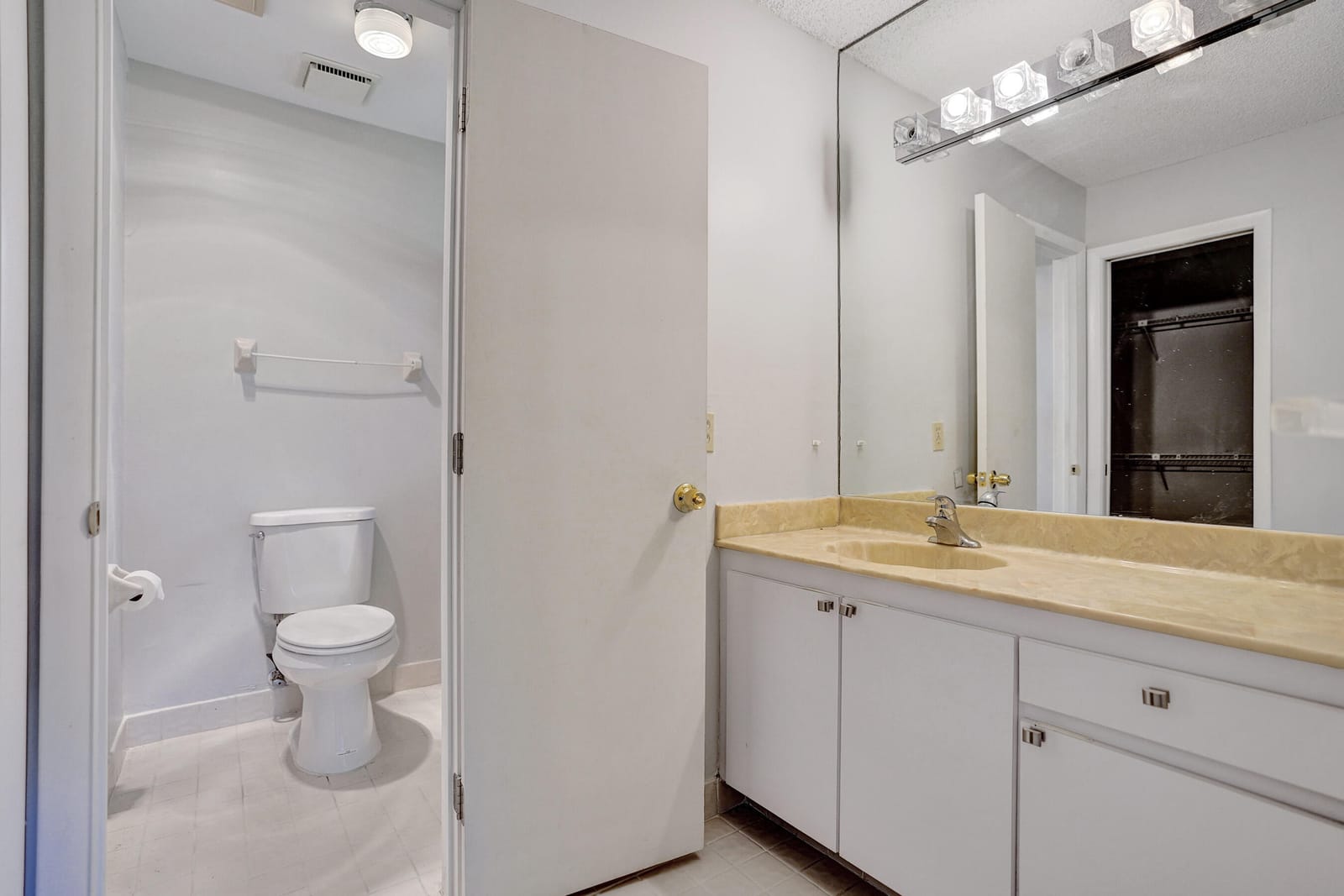 738 NW 24TH Avenue, Delray Beach, FL 33445 photo 13