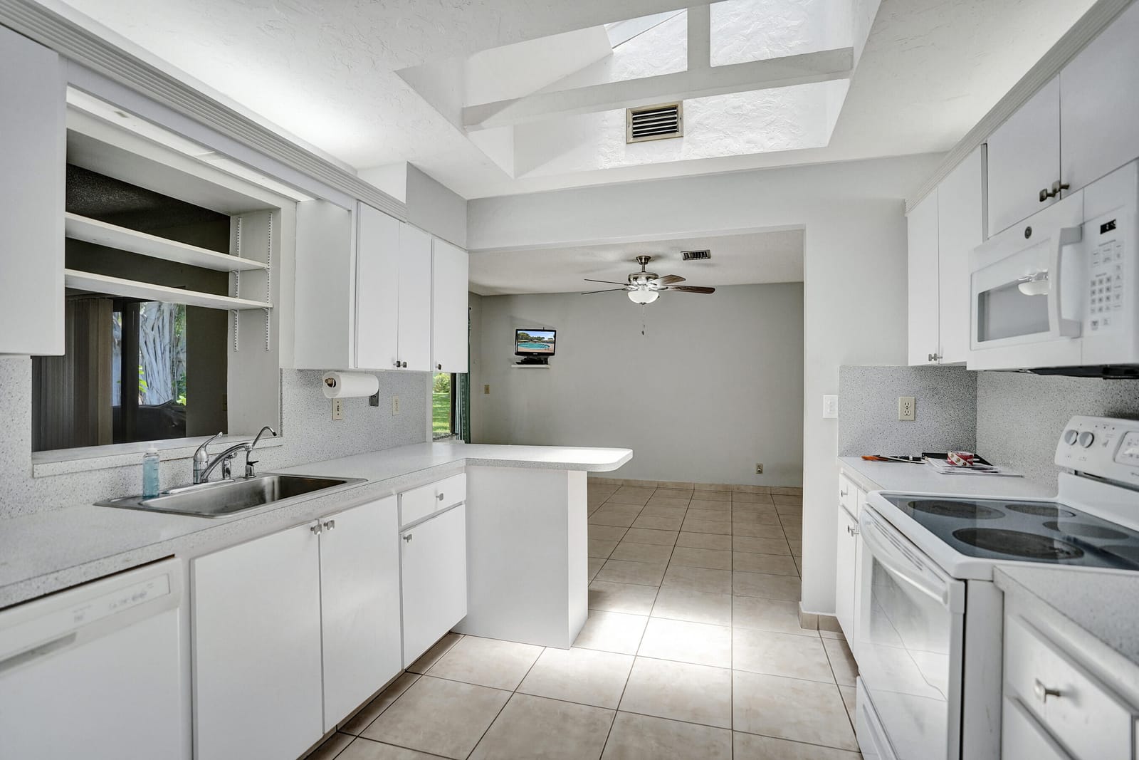 738 NW 24TH Avenue, Delray Beach, FL 33445 photo 17