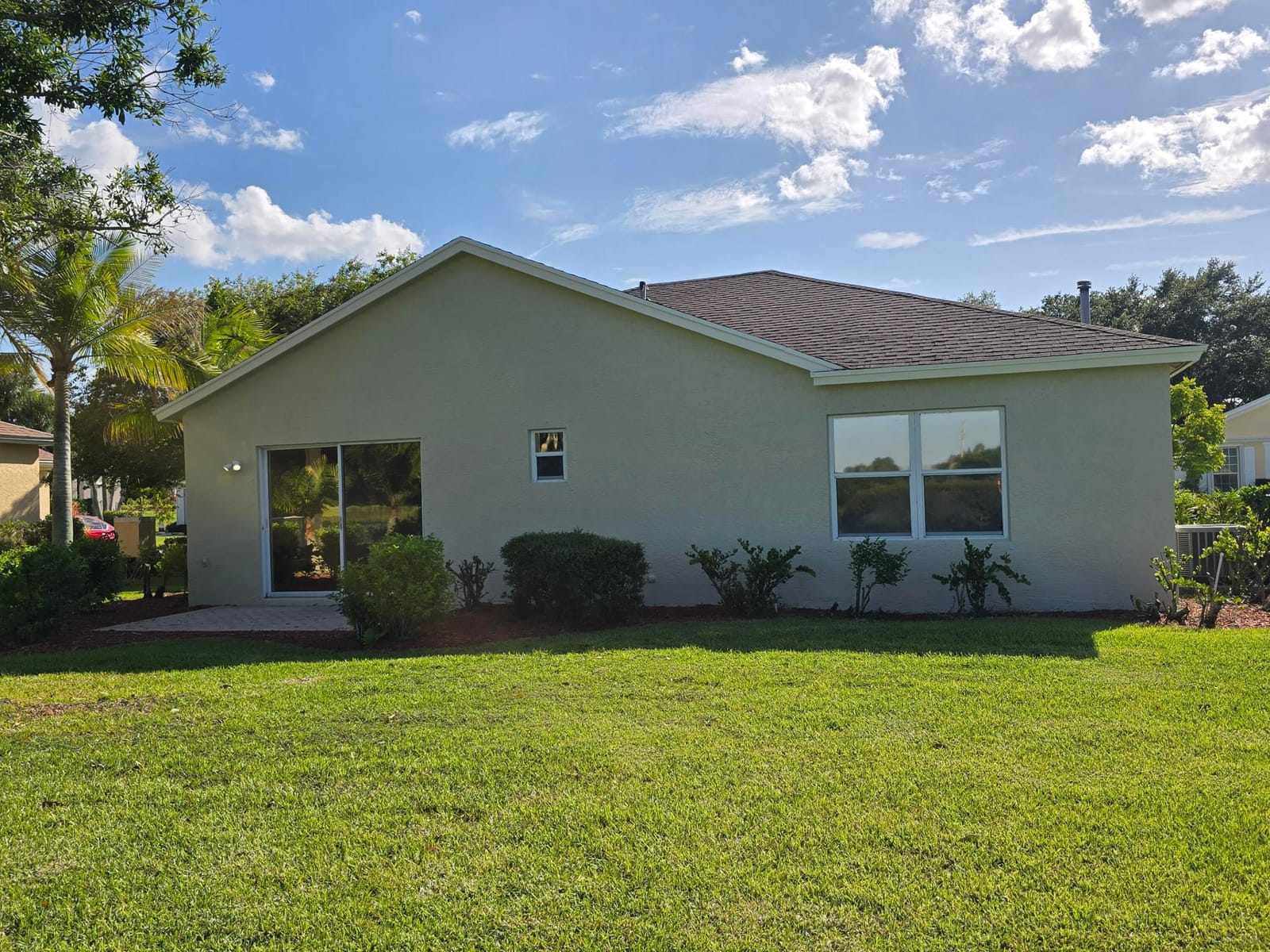 241 SW LAKE FOREST Way, Port St. Lucie, FL 34986 photo 2