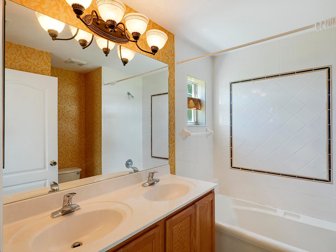 241 SW LAKE FOREST Way, Port St. Lucie, FL 34986 photo 19