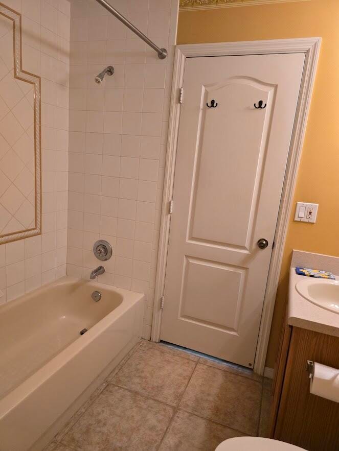 241 SW LAKE FOREST Way, Port St. Lucie, FL 34986 photo 21