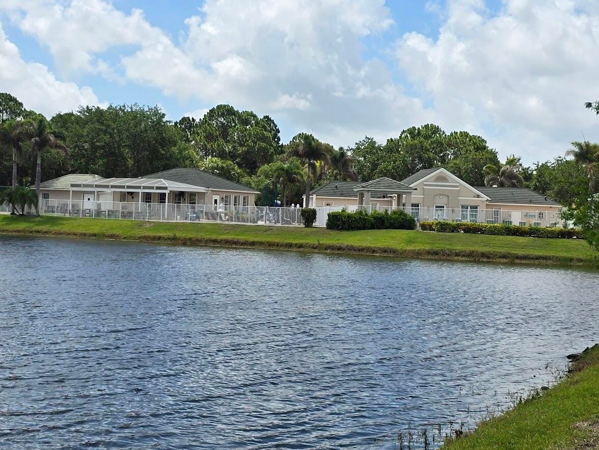 241 SW LAKE FOREST Way, Port St. Lucie, FL 34986 photo 7