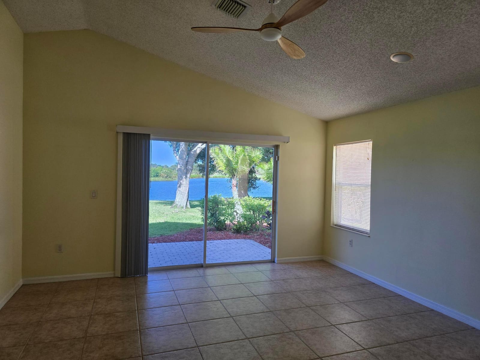 241 SW LAKE FOREST Way, Port St. Lucie, FL 34986 photo 10