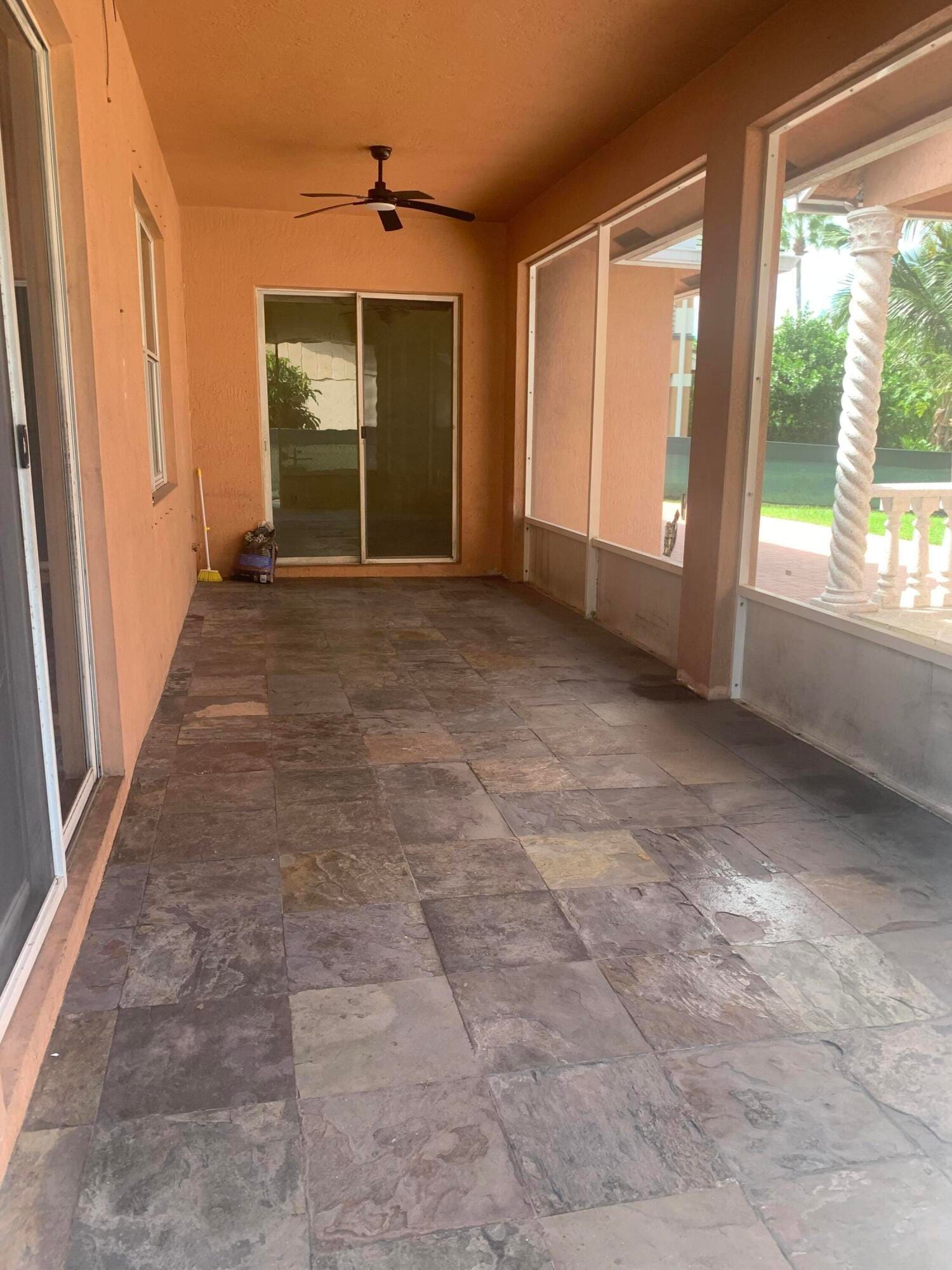 2215 HYPOLUXO Road, Lake Worth, FL 33462 photo 16