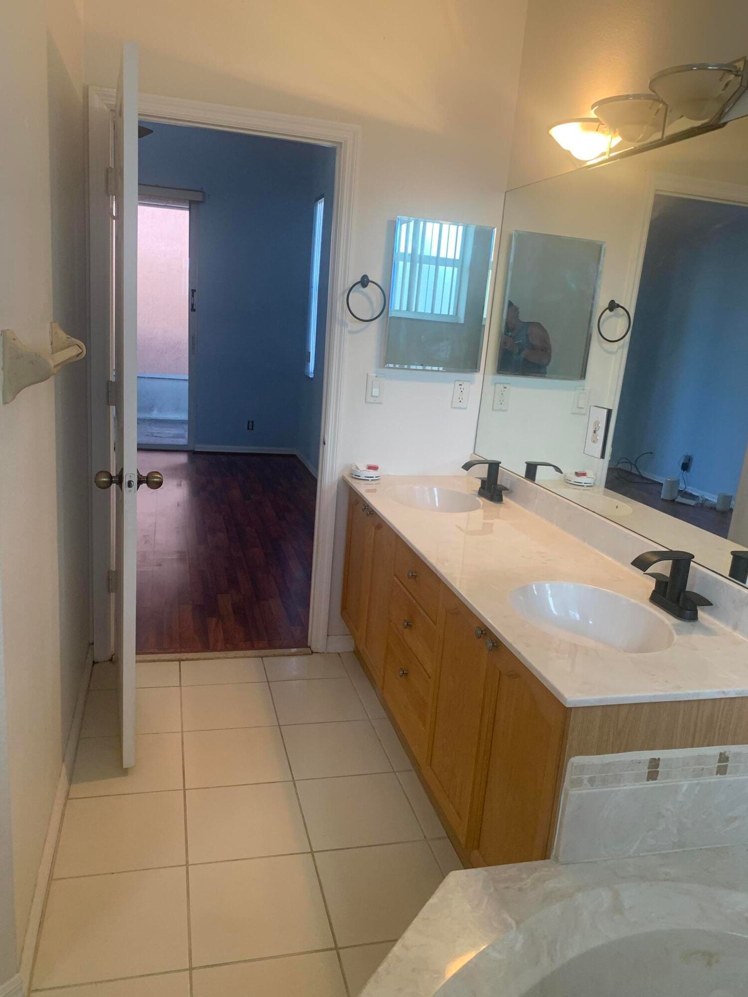 2215 HYPOLUXO Road, Lake Worth, FL 33462 photo 24