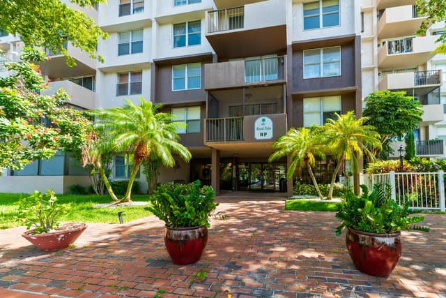 777 S Federal Highway RP906, Island Club, Pompano Beach, FL