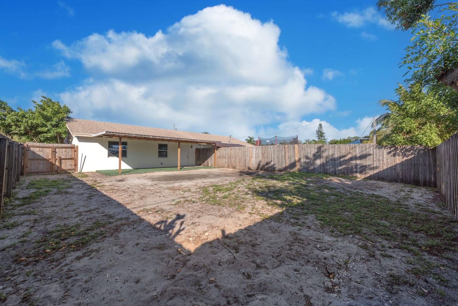 220 Perry Avenue B — photo 11