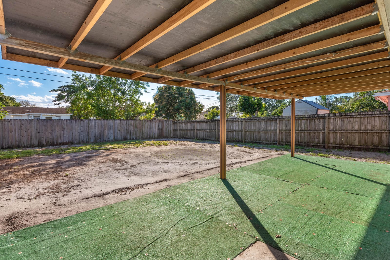 220 Perry Avenue B — photo 12