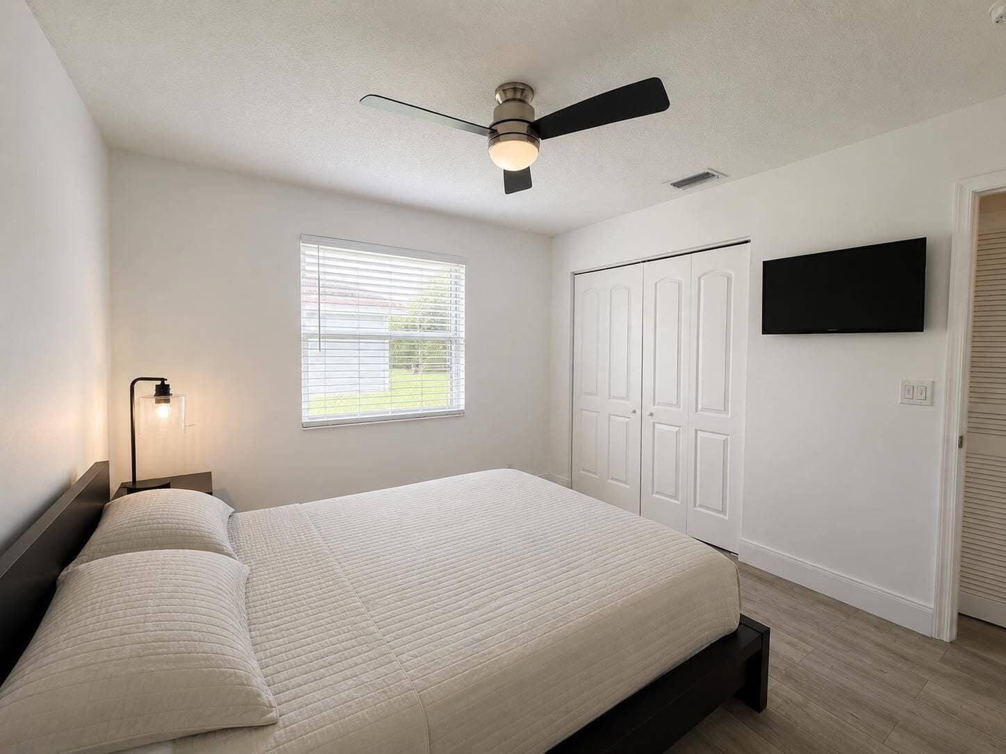 111 Camelot Court, Royal Palm Beach, FL 33411 photo 22