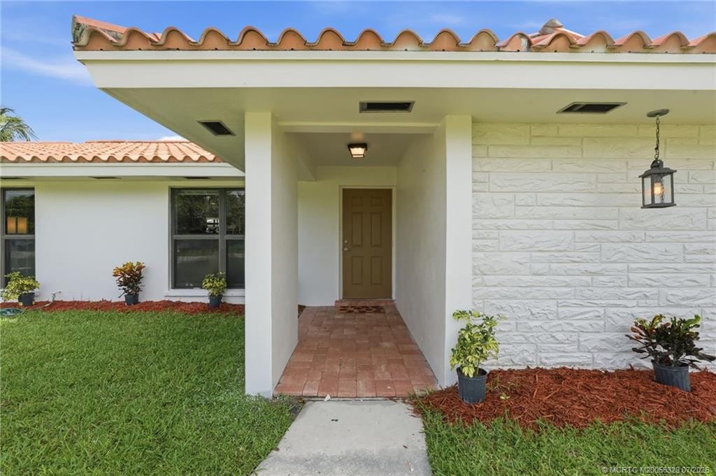 4741 Holly Drive — photo 2