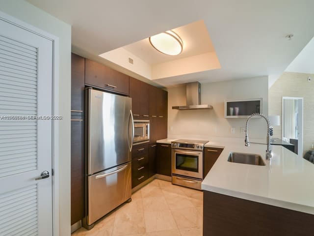 150 Sunny Isles Boulevard 1-1801, Sunny Isles Beach, FL 33160