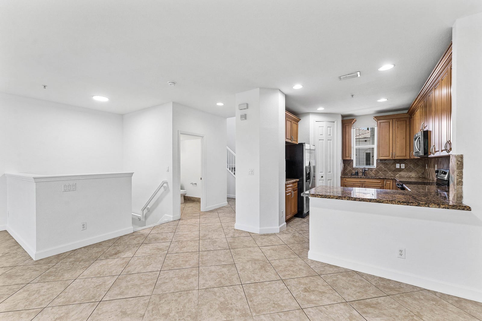 3030 WATERSIDE Circle — photo 7