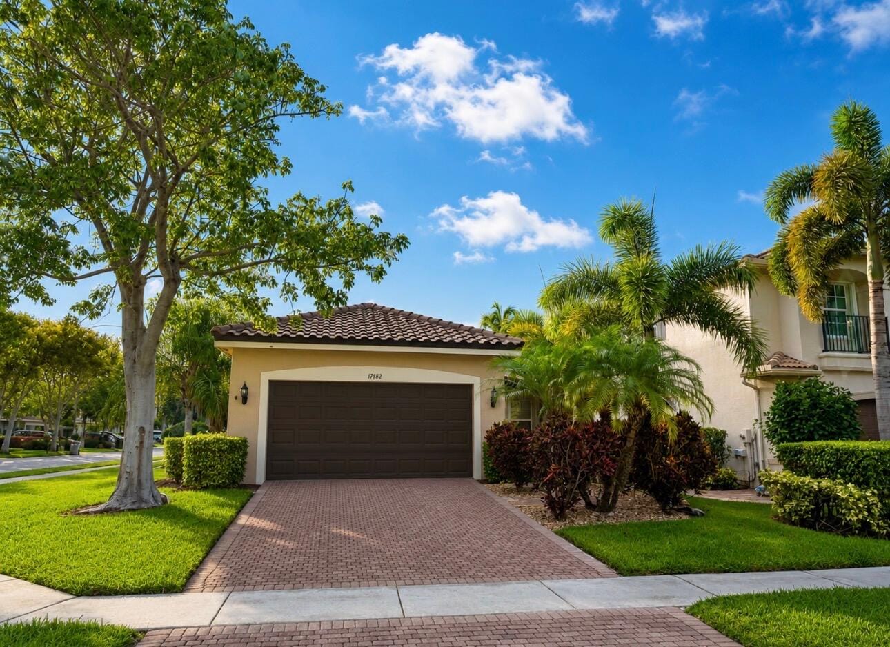 Sold home at 11542 ROCK LAKE Terrace, Boynton Beach, FL 33473