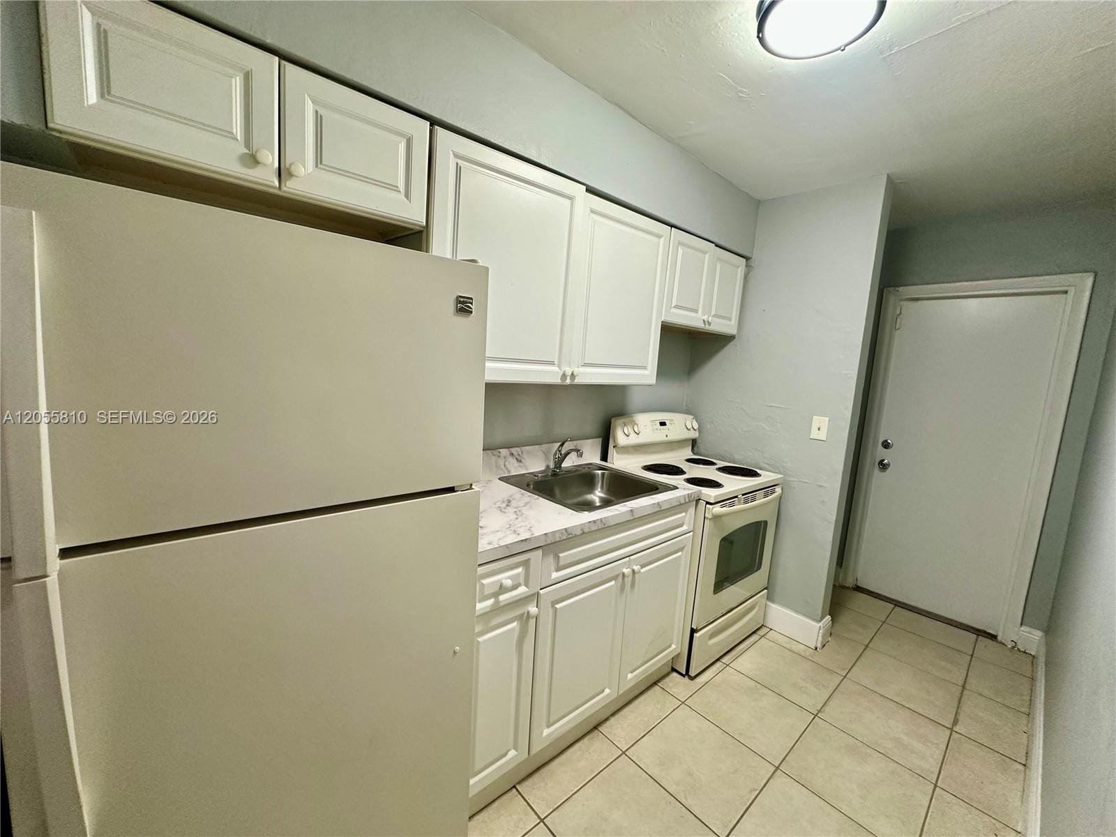 2110 Washington Avenue 2110 — photo 2