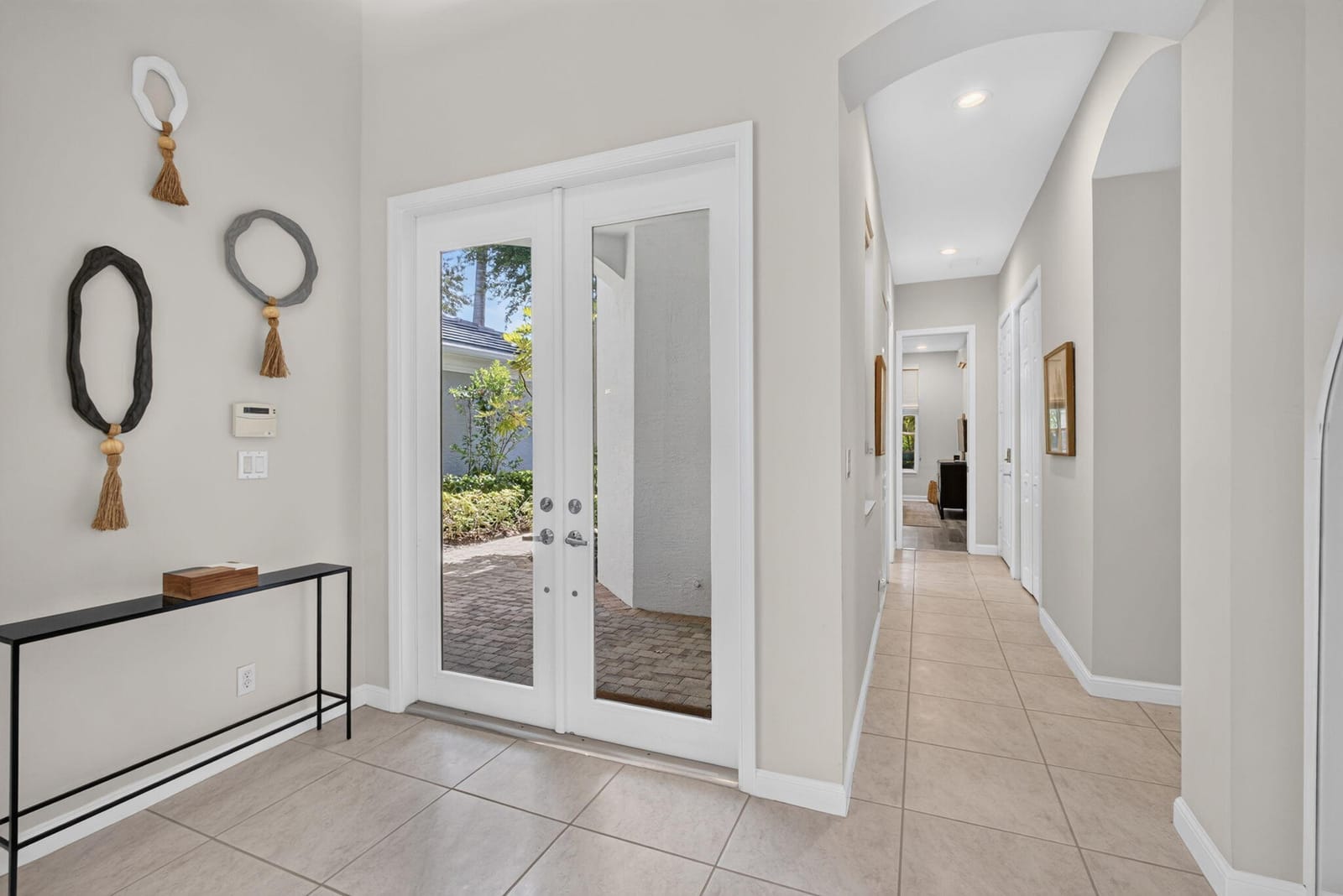 219 ANDALUSIA Drive — photo 4