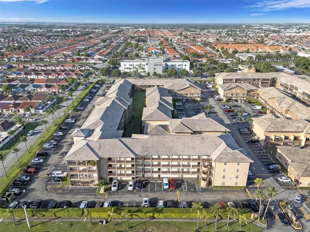 8851 NW 119th Street 3112-3, Hialeah Gardens, FL 33018