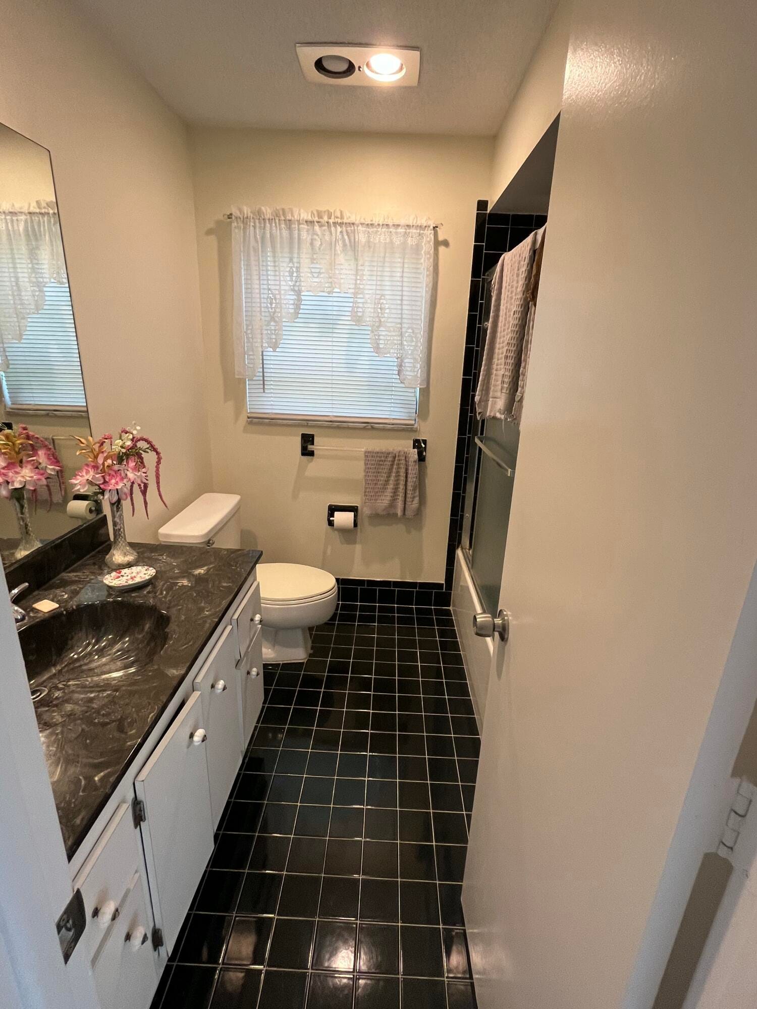4804 MANGO Drive — photo 6