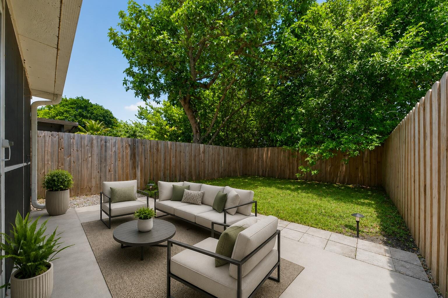 292 SUNSHINE Drive 292 — photo 2