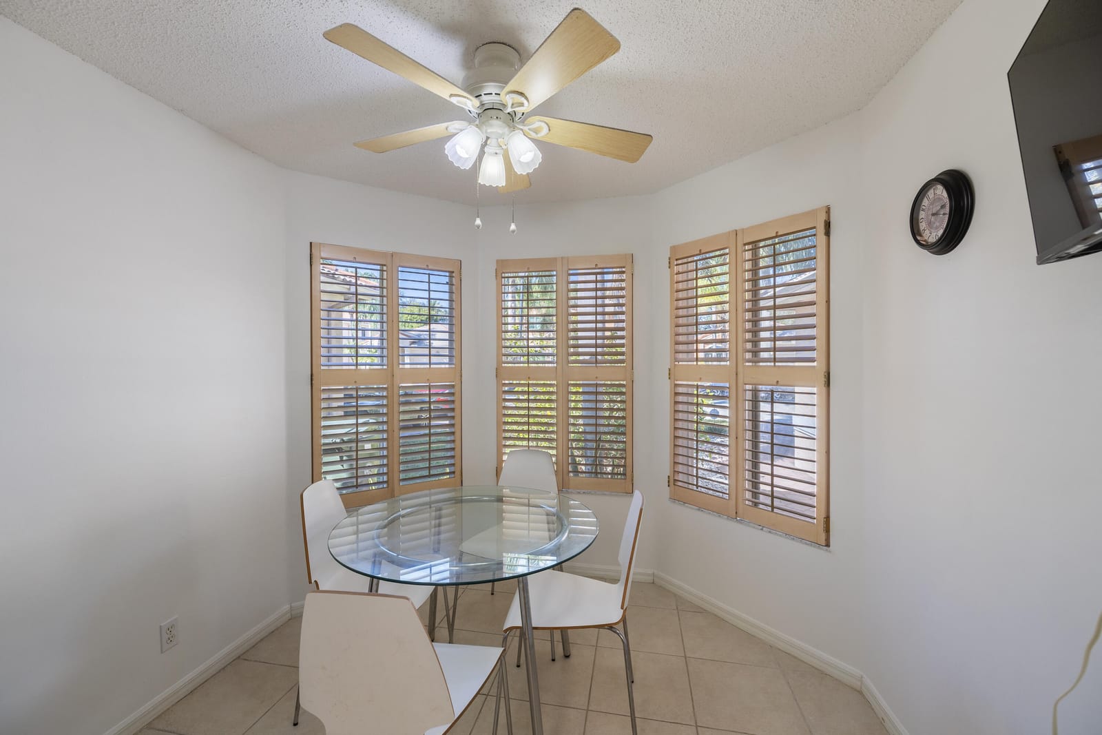3800 WOODFIELD Drive — photo 11