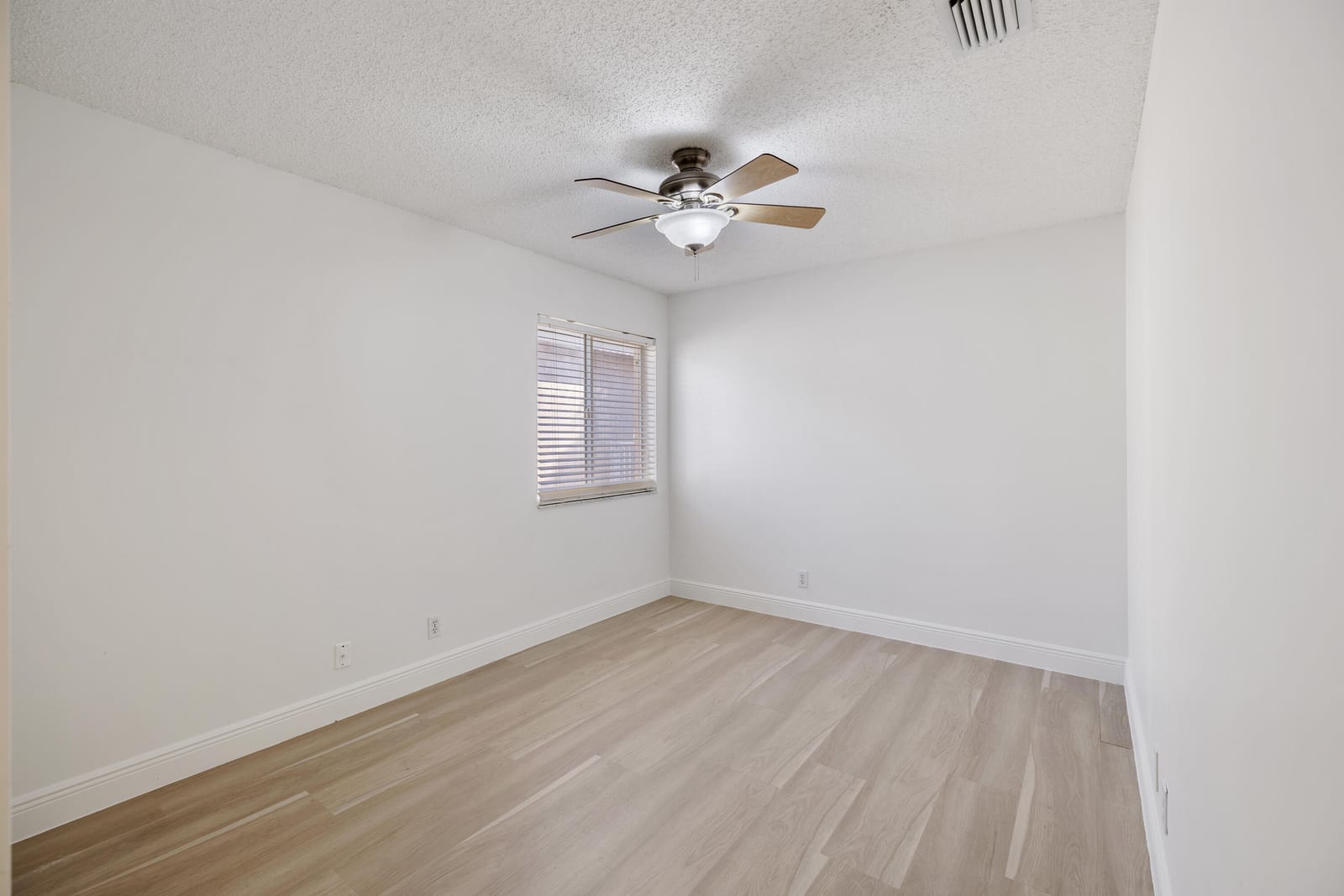 3800 WOODFIELD Drive, Coconut Creek, FL 33073 photo 29