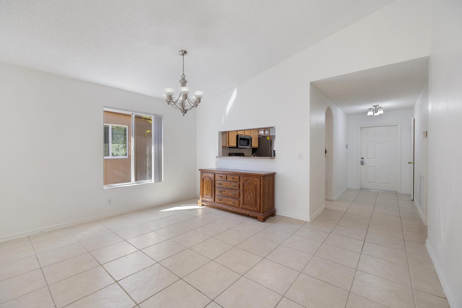 3800 WOODFIELD Drive — photo 6