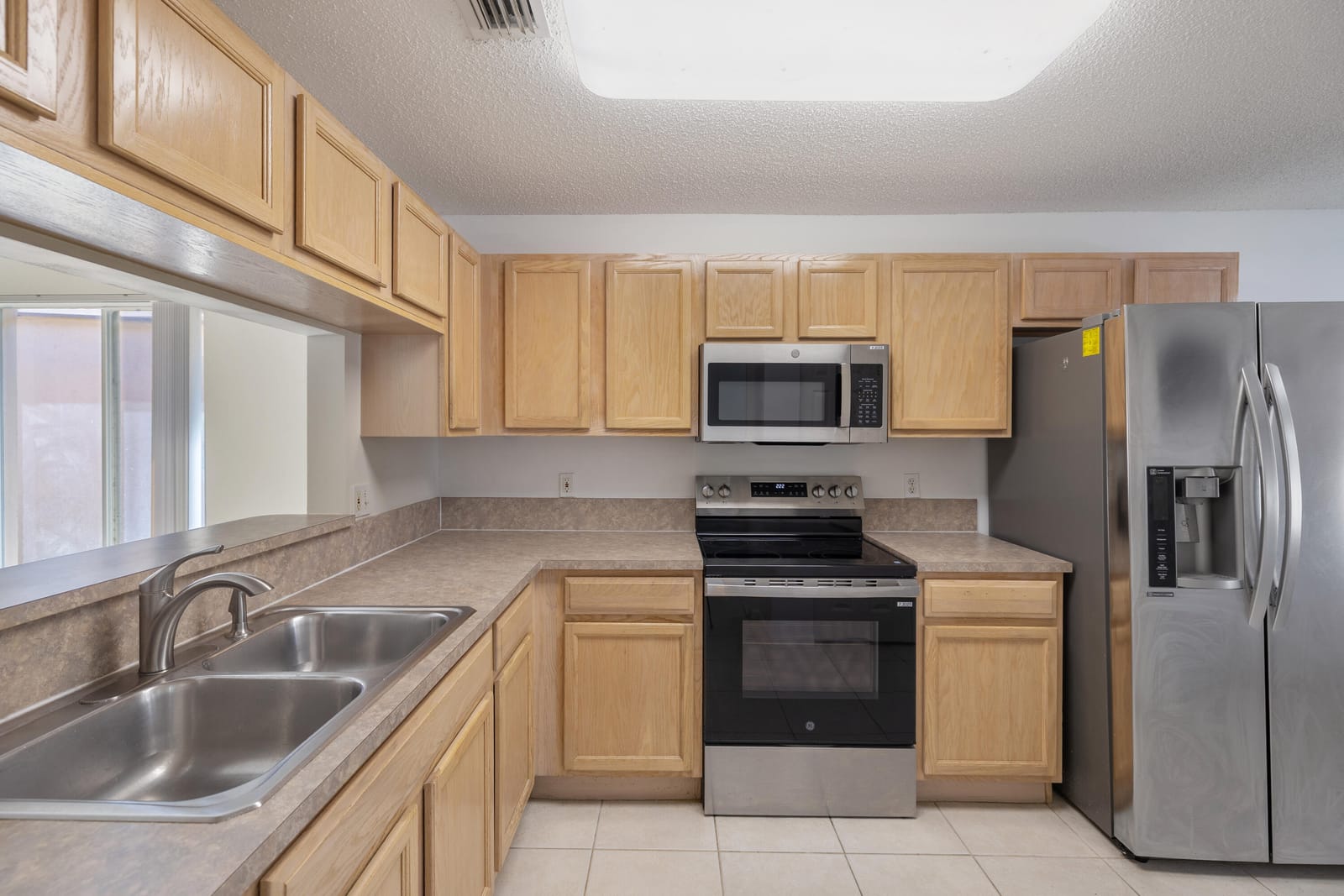 3800 WOODFIELD Drive — photo 9
