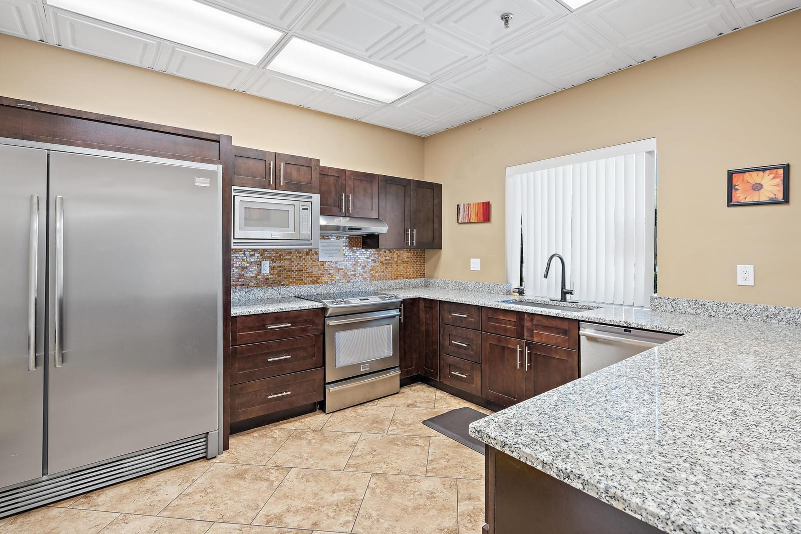 5590 Golden Eagle Circle — photo 10