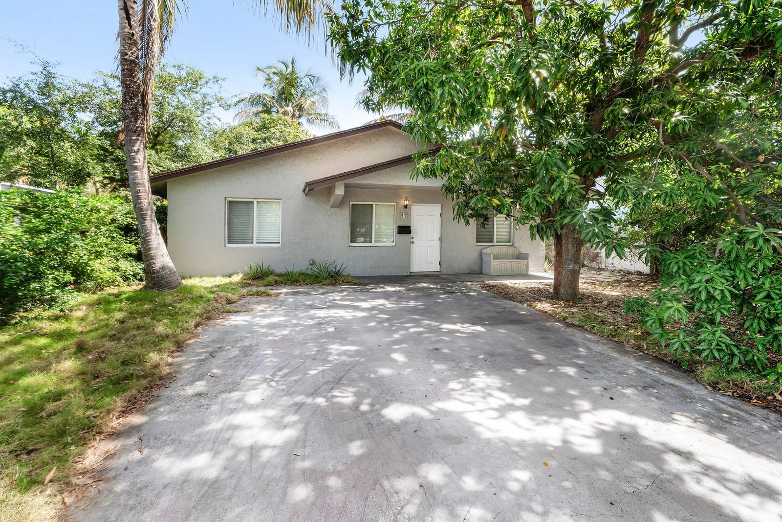 417 UPLAND Road, West Palm Beach, FL 33401 photo 2