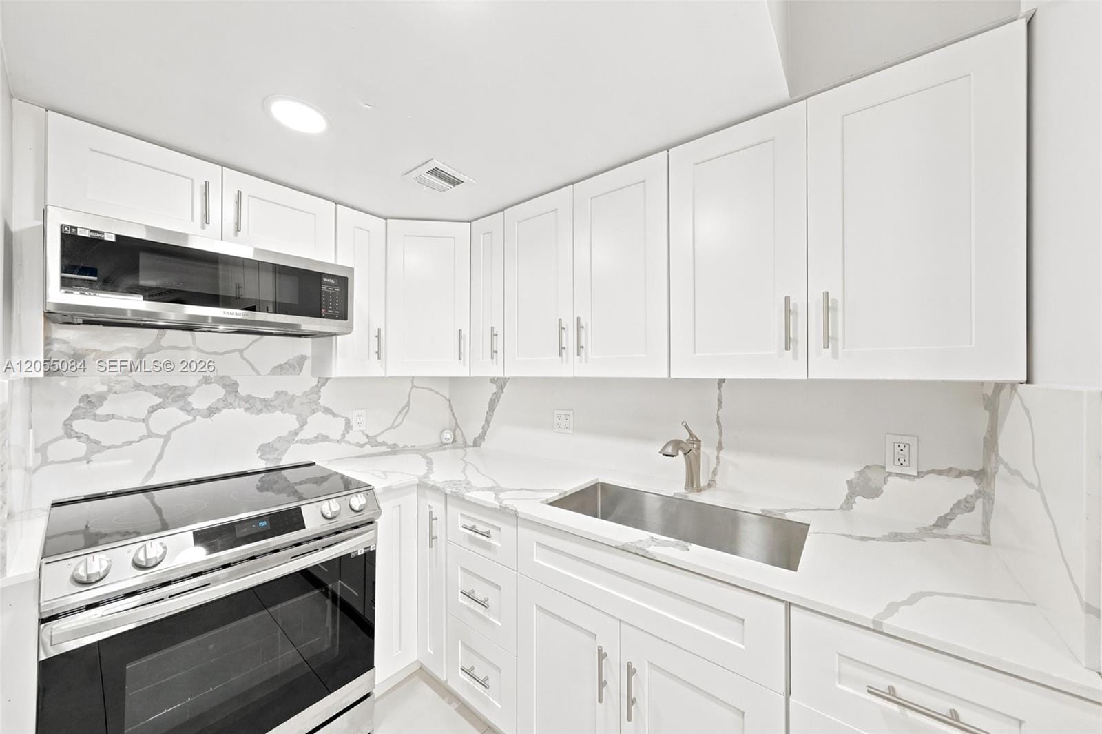 5255 W 26th Court 803, Hialeah, FL 33016