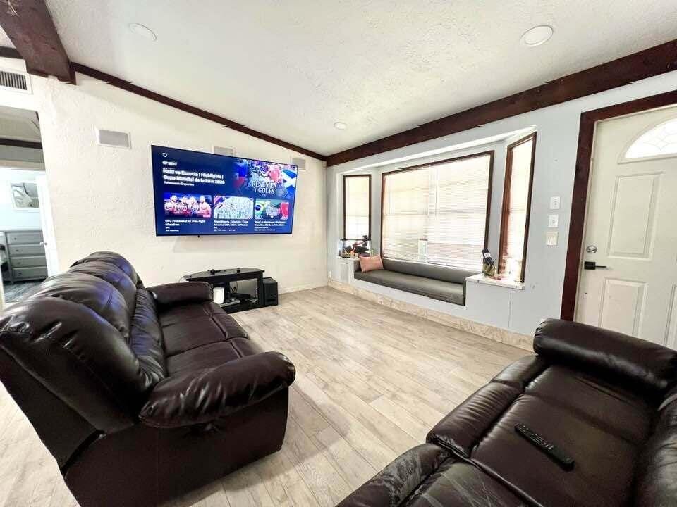16887 W Trafalgar Drive W — photo 5