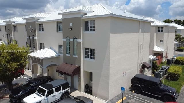 12015 SW 14 Street 301-C, Christys Place Villas, Miami, FL